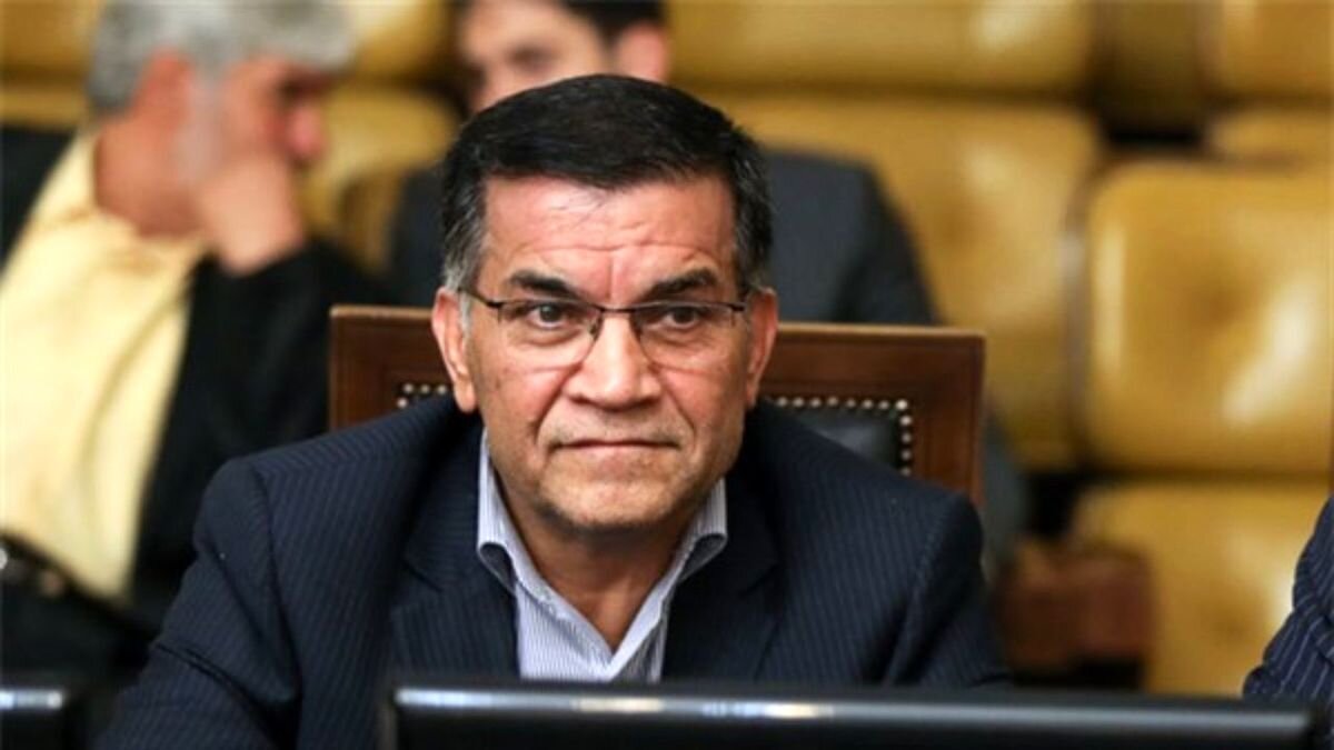 رسولی: طرح عدم کفایت سیاسی پزشکیان شلیکی به انسجام در بالاترین سطوح حاکمیت است/ ترقی: همانطور که با آقای خرازی برخورد شد، با بقیه هم برخورد شود