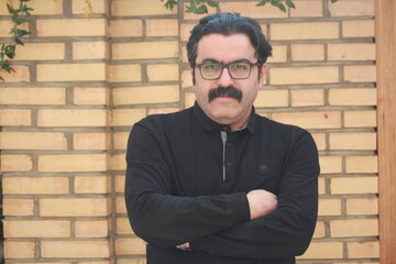 در میزگرد نقد و بررسی رمان «خشت و خون» بررسی شد؛ چه کسی گفته ما خوابیم؟ در میزگرد نقد و بررسی رمان «خشت و خون» بررسی شد؛ چه کسی گفته ما خوابیم؟