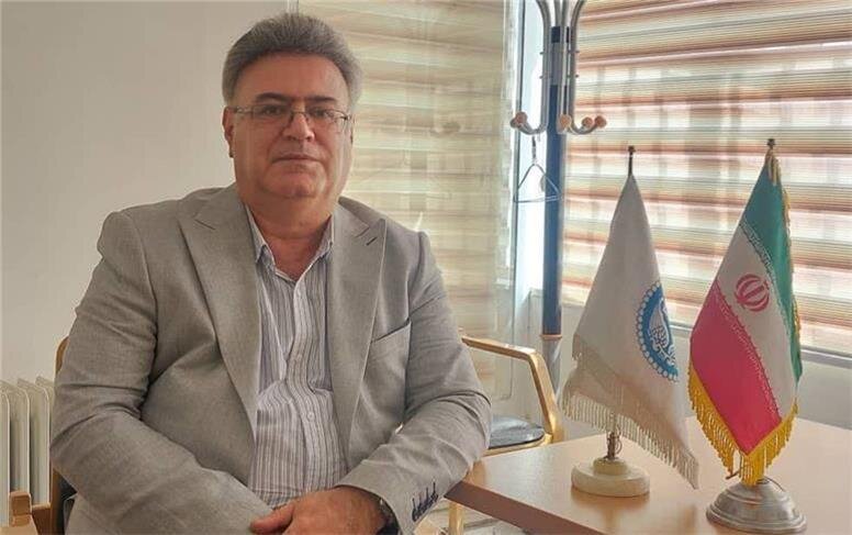 راز جهش ۳۵ هزارتومانی دلار / بغزیان: دلار ۲۵۹ هزارتومانی دولتی به بازار پیام خطرناک گرانی داد / کار بانک مرکزی اشتباه و زیان‌بار است